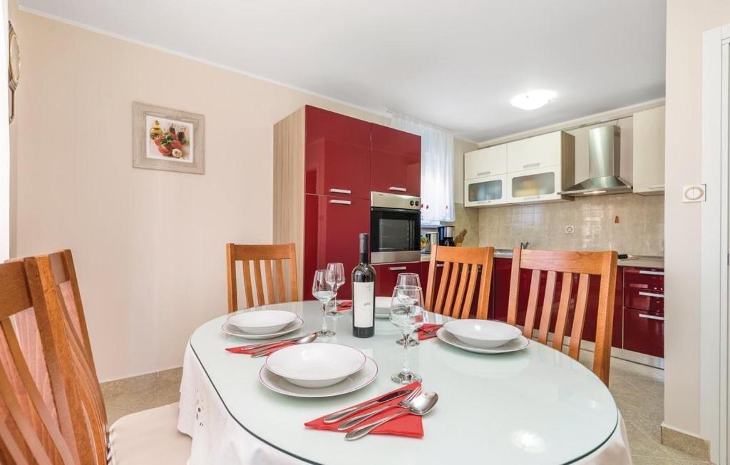Апартаменты Apartman Viskovo-Opatija 4* Экстерьер фото
